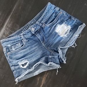 Aeropostale Shorty distressed shorts